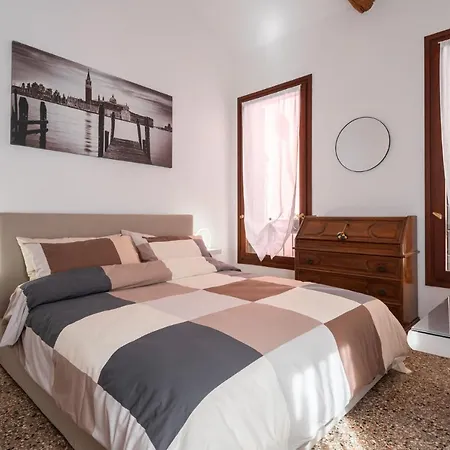 Rava - San Marco With Pool Apartment