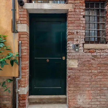 Rava - San Marco With Pool Венеция