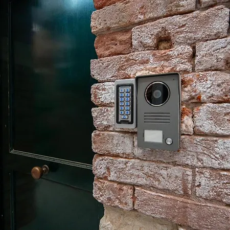 شقة Rava - San Marco With Pool البندقية