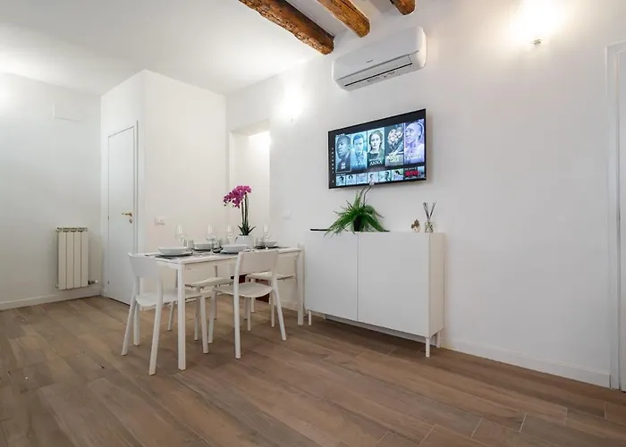 Rava - San Marco With Pool Διαμέρισμα *